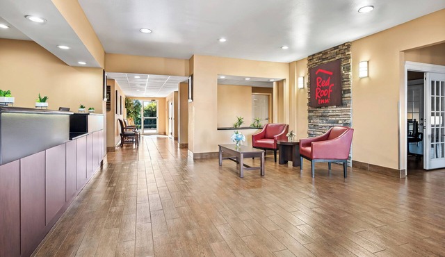 Red Roof Inn & Suites Houma