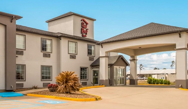 Red Roof Inn & Suites Lake Charles