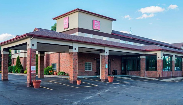 Red Roof Inn & Suites Lake Orion/Auburn Hills