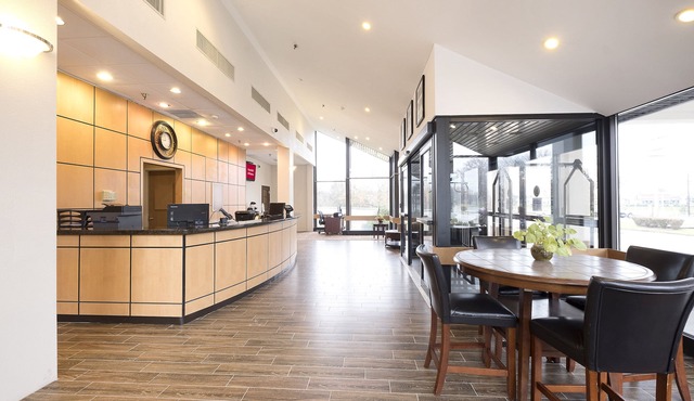 Red Roof Inn & Suites Mt Holly - McGuire AFB