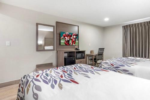 Red Roof Inn & Suites Newport News