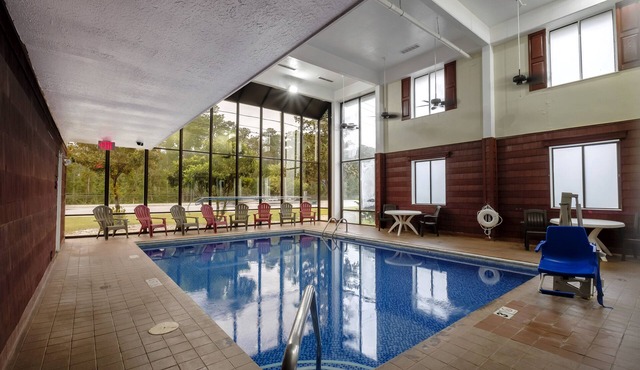 Red Roof Inn & Suites Jacksonville, NC