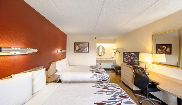 Red Roof Inn Toledo University