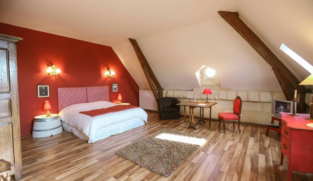 Red Room - In the heart of the vineyard - calm, chic, incredible view, all comfort