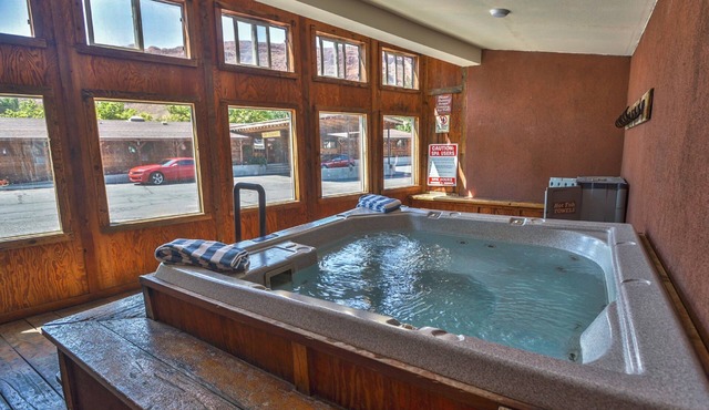 Red Stone Inn