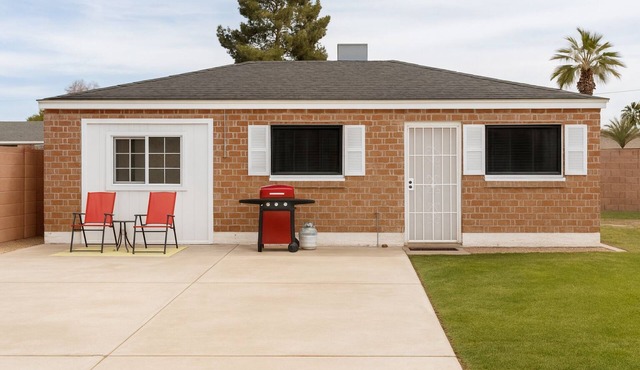 Redbrick Cottage Vacation Rental