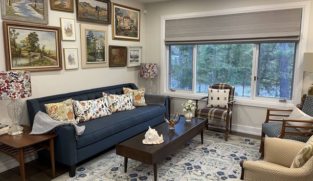 Redbrick Hideaway - 200 metres to the beach