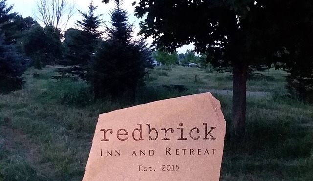 Redbrick Inn and Retreat Behringer Suite