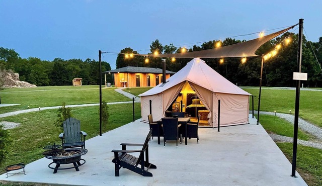 Redbud- Glamping @ The River Bluff Cabins