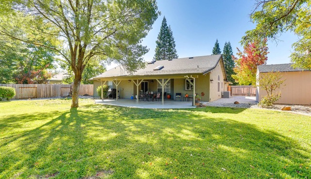Redding Home w/Patio Near Fishing!