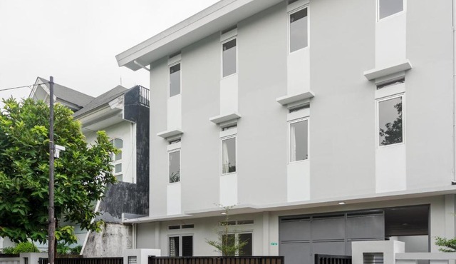 RedDoorz @ Cipete Raya