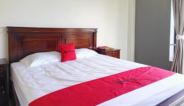 RedDoorz @ Green Homestay Syariah Baubau