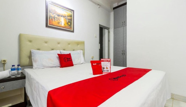 Reddoorz near Gajah Mada Plaza 2