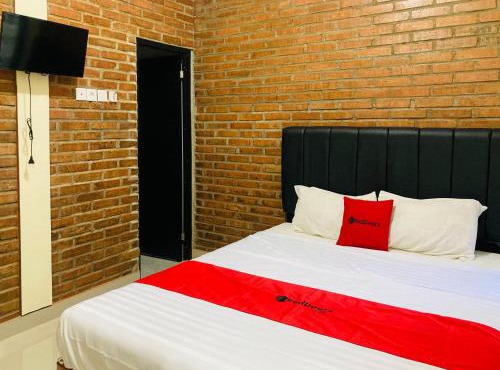 RedDoorz near Jalan Malioboro Area