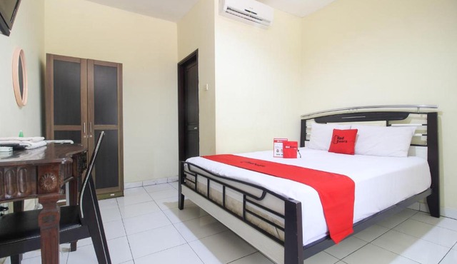 RedDoorz near RS Sarjito Yogyakarta 2