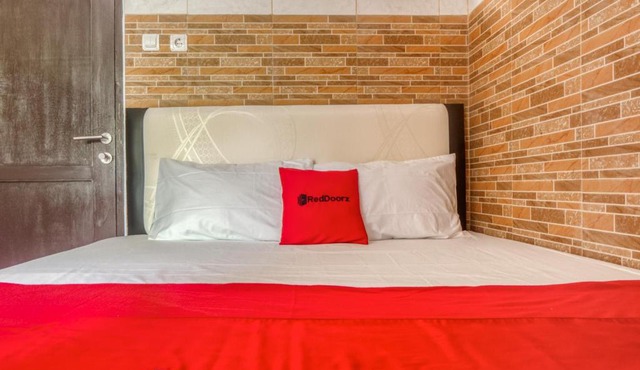RedDoorz @ Panglima Polim 2