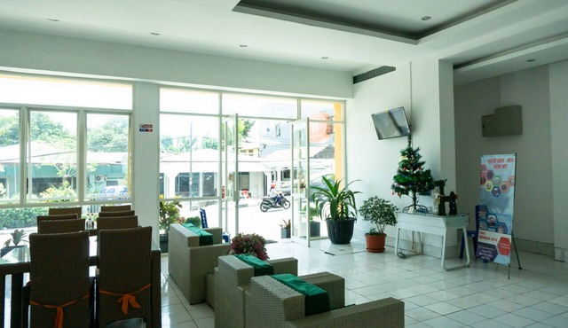 RedDoorz Plus @ Ende City Center