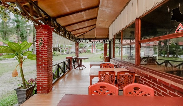 RedDoorz Plus @ Jalan Tugu Silalahi Tongging