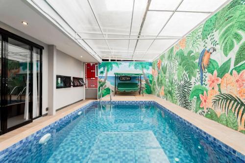 RedDoorz Plus near Lembang Park & Zoo