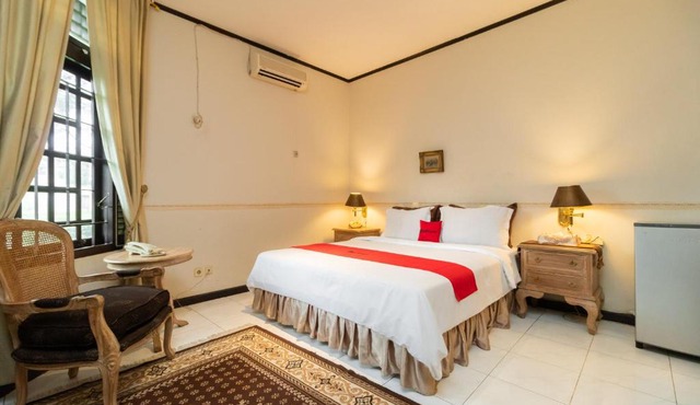 RedDoorz Syariah near Pantai Cimpago Padang