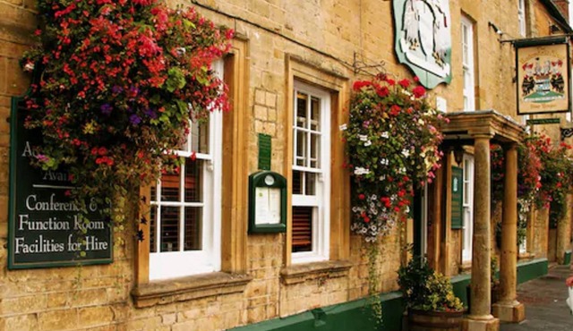 Redesdale Arms Hotel