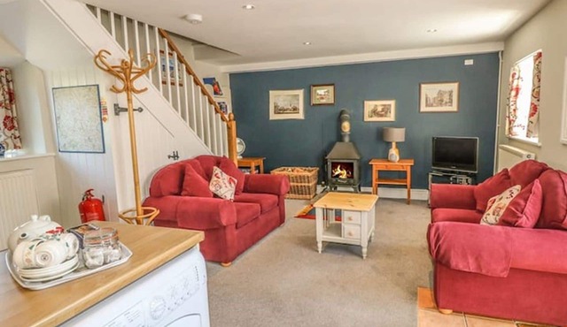 Redhurst Cottage - 2 bedroom (sleeps 4)