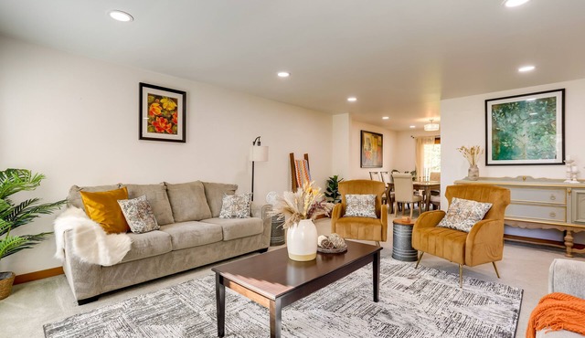 Redmond Vacation Rental ~ 16 Mi to Seattle!