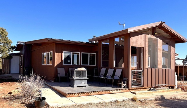 RedNeck Ranch Cabin 3 Bd on 9+ Acres