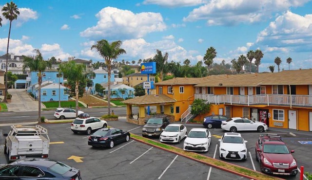 Redondo Inn and Suites