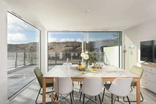 Redshank-Pets Allowed-River View-Cinema Room-Free Parking & WiFi