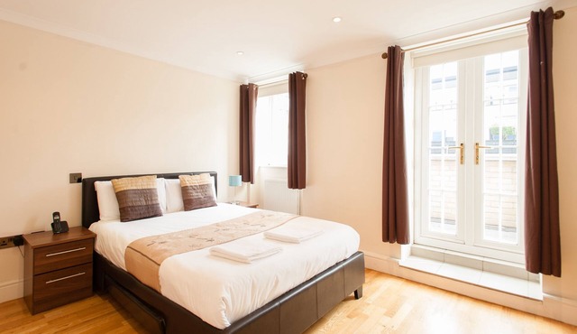 *Reduced Rates* Terrace Apartment | apx. 10 Mins from London Eye, Zone 1