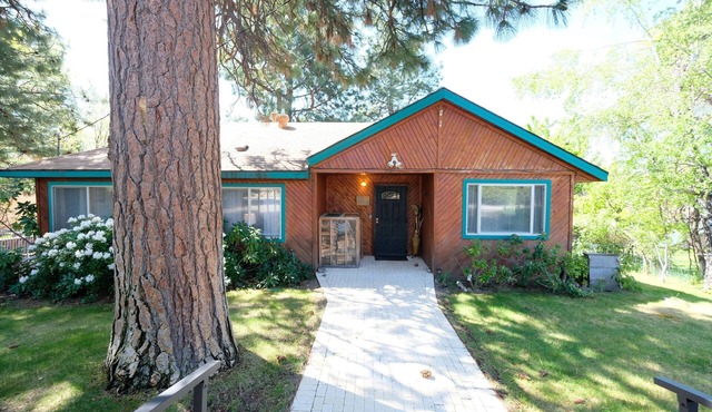 Redwood Garden Cottage