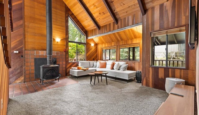 Redwood Retreat in Gualala