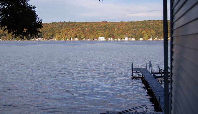 Reed and Relax on Conesus. 3 bed and 1.5 bath that sleeps 8.