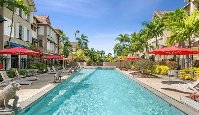 Reef Apartment Cairns - 4 Pools, Resort & BBQ