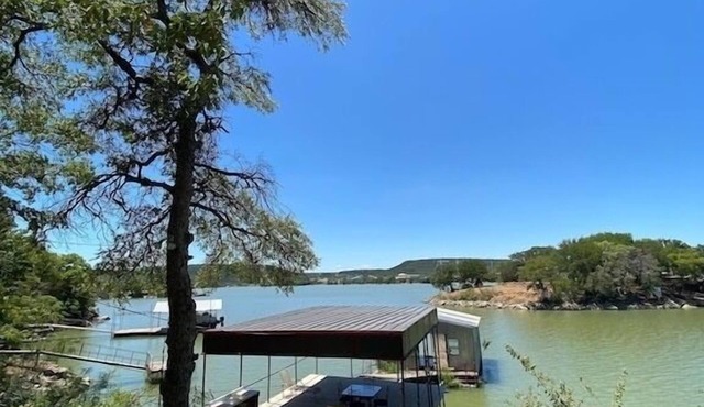 Reel Life Rentals - The Crappie House Getaway- Lake Palo Pinto , TX