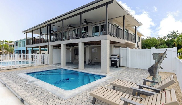Reel Paradise I - 2bed/2bath half duplex with private pool & dockage