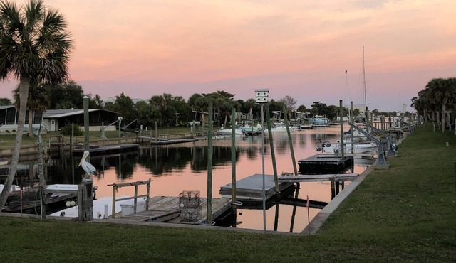 Reel Pelican Paradise located in Paradise village, Shellpoint Beach on the Gulf
