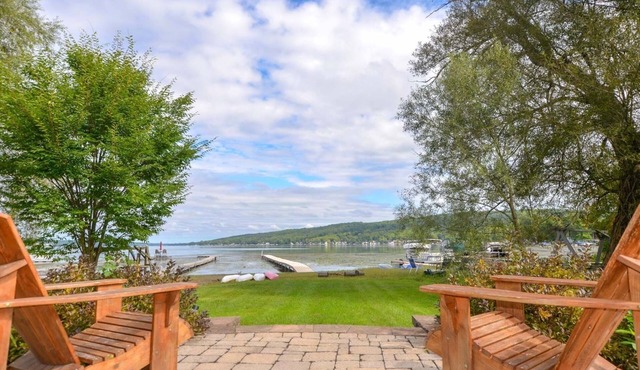 Reel Simple: Your Home Away from Home