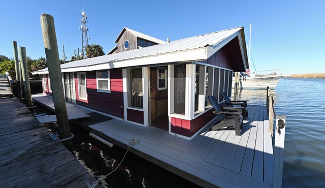 REELAXATION 'A comfortable Cabin on Apalachicola River.' New Water Filtration