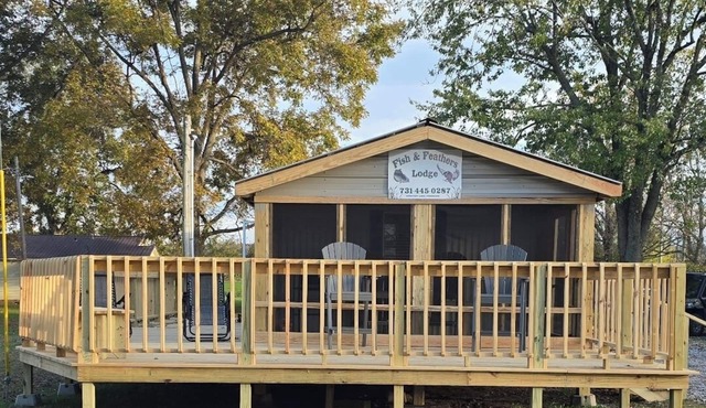 REELFOOT LAKE☆ Charming 2 BR Mobile home & adj. 1 BR cabin w/an awesome view!