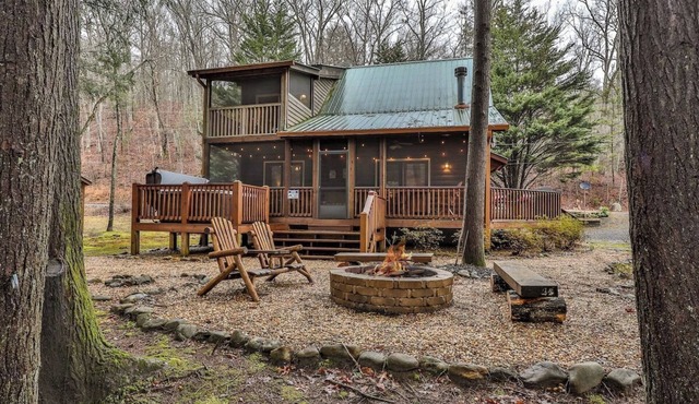 Reeling 'Em Inn - River Front, Excellent WiFi, Fire Pit