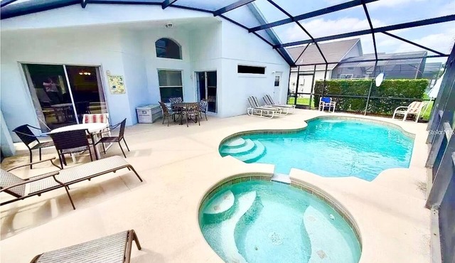 Ref 08. Lake Berkley. Stunning Villa , own pool. Near Disney