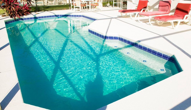 Ref 19. Lake Berkley. Stunning Villa , own pool. Near Disney