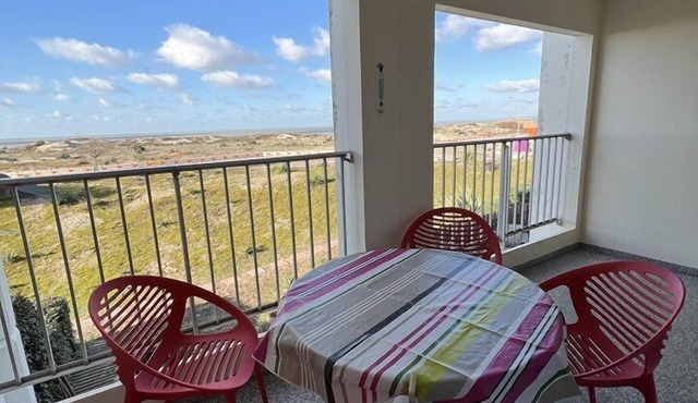Ref 525 - Apartment classified 2* overlooking the ocean beaches