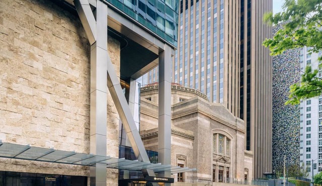 Refined Downtown Seattle Stay In 3 King Suites