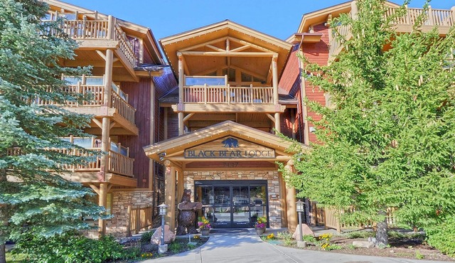 Refined Rustic Retreat at Silver Lake Village, Upper Deer Valley