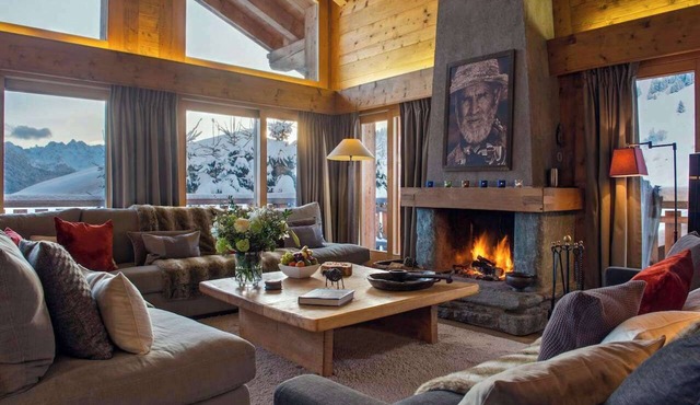 Refined Verbier Chalet With Scenic Views