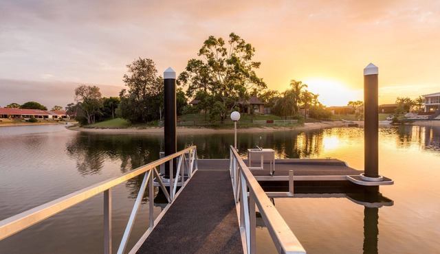 Reflections at Broadbeach - Heated Pool- Absolute Waterfront Entertainer!
