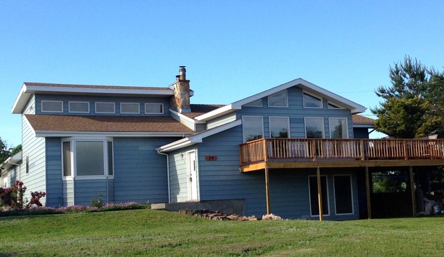 Reflections @ Lake Mac, 4 Bedroom 3 Bath, Lake Home
